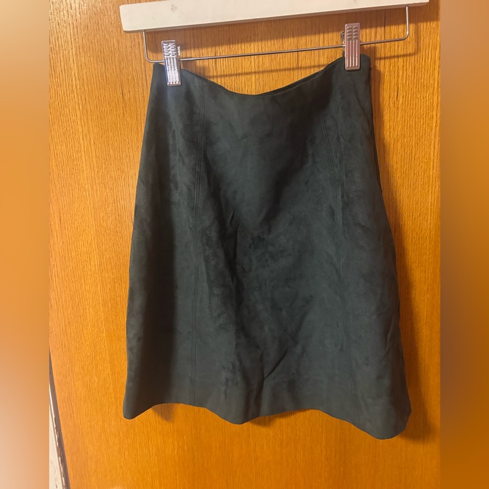 Babaton Skirt